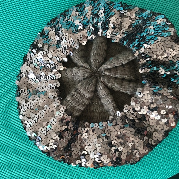 Sequin beret - Picture 3 of 4